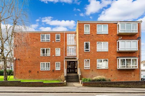 2 bedroom ground floor flat for sale, Demesne Road, Wallington