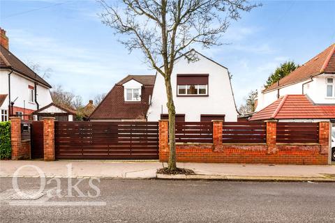3 bedroom detached house for sale, West Way, Shirley