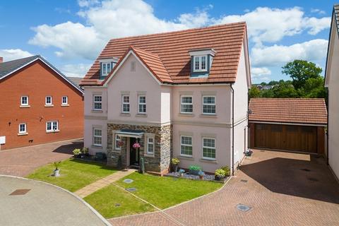 19 Barrel Close, Ottery St Mary, EX11 1GD