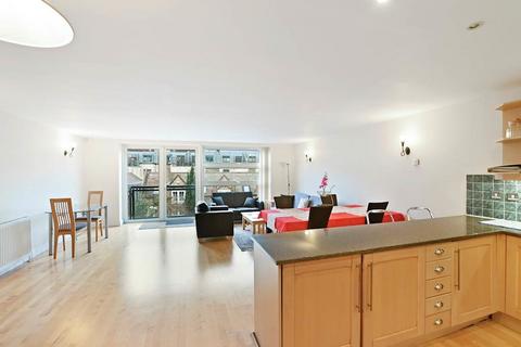 Flat 10, Florin Court, 70 Tanner Street, London, SE1 3DP