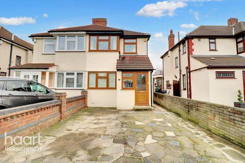 3 bedroom semi-detached house for sale, South End Road, Hornchurch