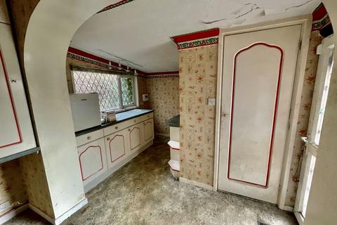 2 bedroom detached bungalow for sale, Peterborough Road, Crowland