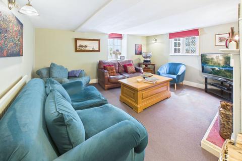 4 bedroom semi-detached house for sale, Tinwell Road, Stamford PE9