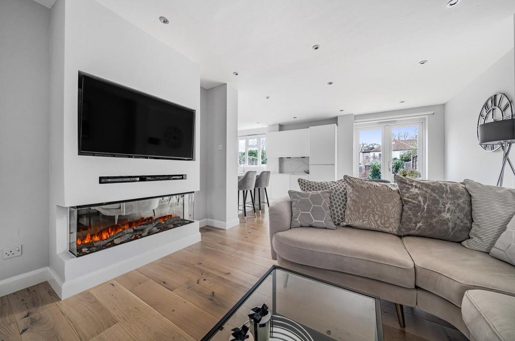 Willersley Avenue, Sidcup DA15 4 bed semidetached house for sale £