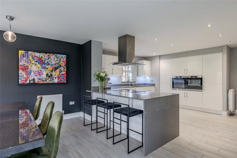 2 Ings Walk, Wetherby, LS22 5FE