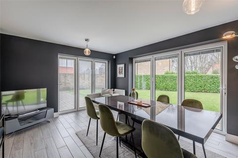 2 Ings Walk, Wetherby, LS22 5FE