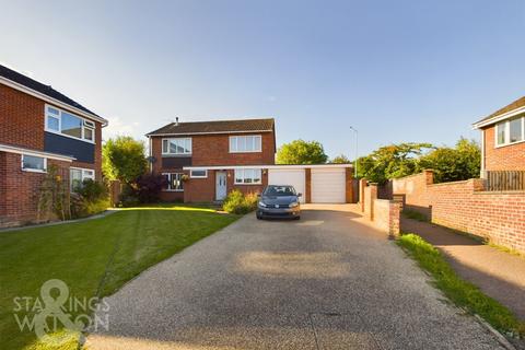 4 bedroom detached house for sale, Danesbower Close, Blofield, Norwich