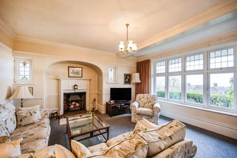 5 bedroom detached house for sale, Hythe