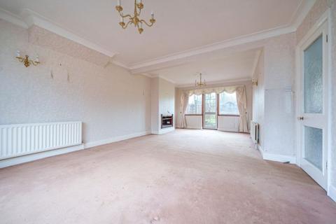 82 Alverstone Avenue, East Barnet, Barnet, EN4 8EB