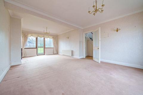 82 Alverstone Avenue, East Barnet, Barnet, EN4 8EB