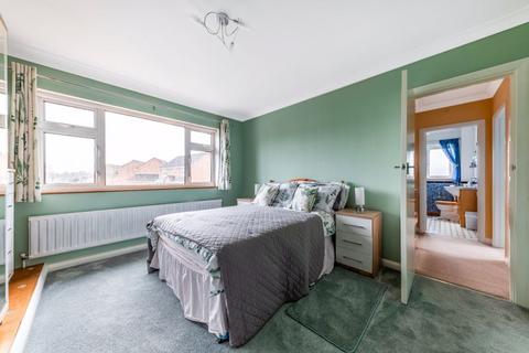 1 Ridgecroft Close, Bexley, DA5 2DE
