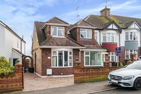 4 bedroom end of terrace house for sale, Twydall Lane, Gillingham ME8