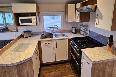 2 bedroom park home for sale, 2015 WILLERBY RIO GOLD, CLEETHORPES PEARL, NORTH SEA LANE, HUMBERSTON