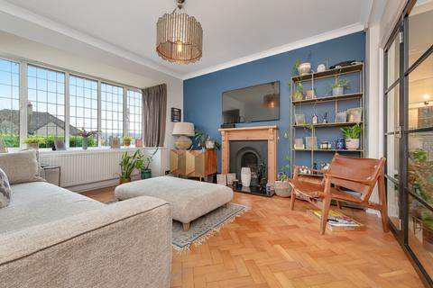 58 Winifred Road, Coulsdon, CR5 3JE