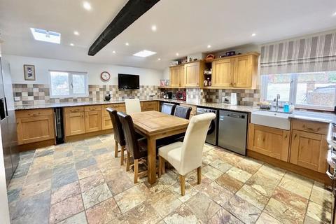 4 bedroom detached house for sale, Smiths Hill, West Farleigh