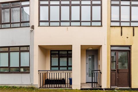 5 Mill Row, London, N1 5RL