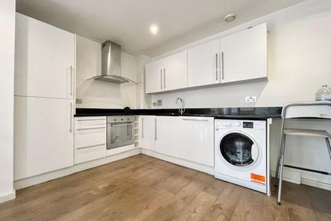 2 bedroom apartment to rent, Borough Road, SE1