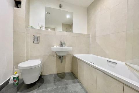 2 bedroom apartment to rent, Borough Road, SE1