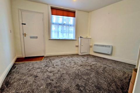 2 bedroom house to rent, Castle Street, Rugby CV21