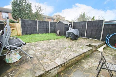 79 The Heights, Northolt, UB5 4BS