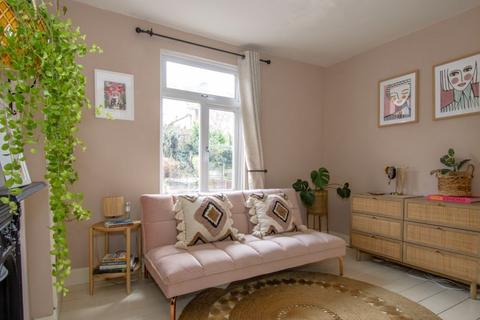 13 Eland Road, Croydon, CR0 4LJ