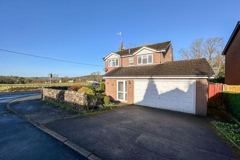 3 bedroom detached house for sale - Moorhead Drive, Clewlows Bank, Bagnall, Stoke-on-Trent, ST9
