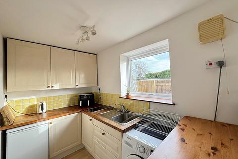 37 Denton Close, Kenilworth, CV8 1BJ