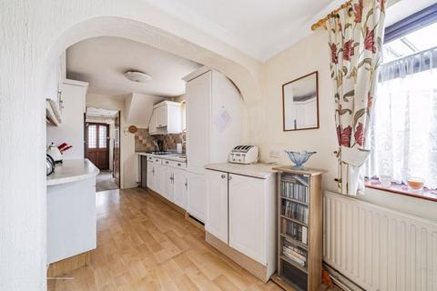 41 Gray Gardens, Rainham, RM13 7NH