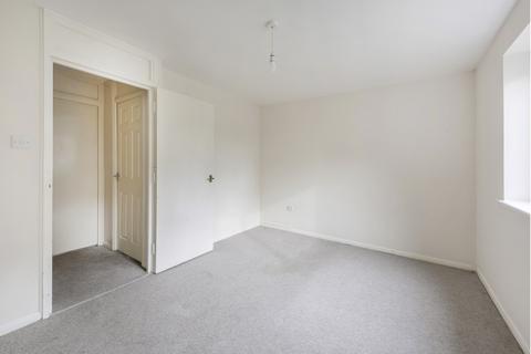 1 bedroom flat to rent, Gurney Close