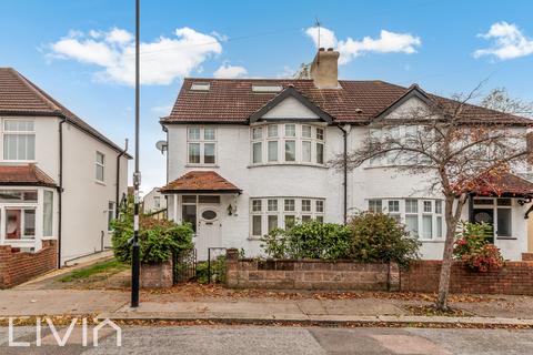 4 bedroom semi-detached house to rent, Croydon CR0