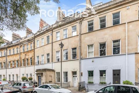 2 bedroom apartment to rent, Grosvenor Place