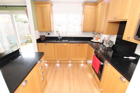 31 Lingey Close, Sidcup, DA15 8EG