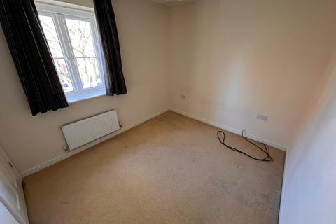 3 bedroom terraced house to rent, Churnet Road, Hilton