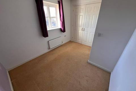 3 bedroom terraced house to rent, Churnet Road, Hilton