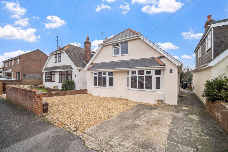 St. Andrews Avenue, Weymouth DT3 3 bed detached bungalow for sale £