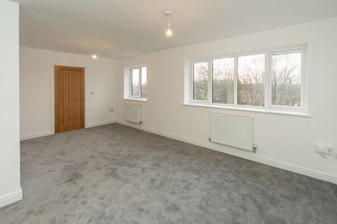 2 bedroom bungalow for sale, Auckland Road, Kingswinford DY6