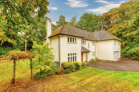 5 bedroom property with land for sale - 28 Abbots Drive, Virginia Water GU25