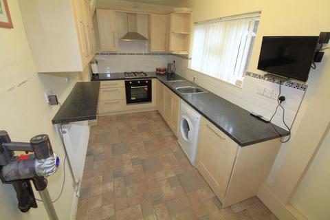 3 bedroom semi-detached house for sale, Meadow Road, Dudley DY1