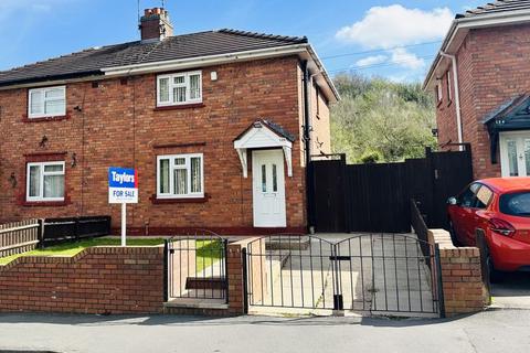 3 bedroom semi-detached house for sale, Meadow Road, Dudley DY1