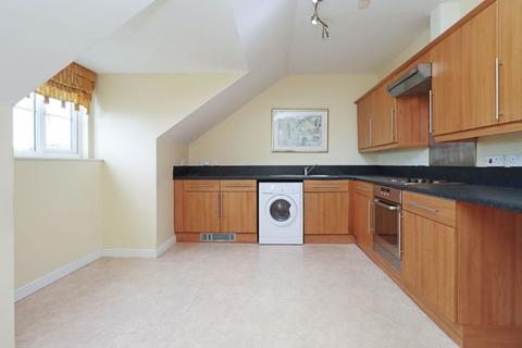 3 bedroom apartment for sale - Queens Crescent, Livingston EH54