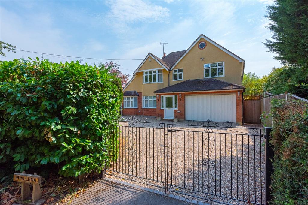 Arborfield, Reading RG2 4 bed detached house for sale £1,175,000
