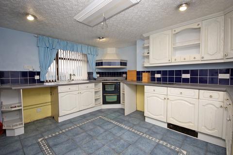 3 bedroom terraced house for sale, High Street, Deiniolen, Caernarfon, Gwynedd, LL55