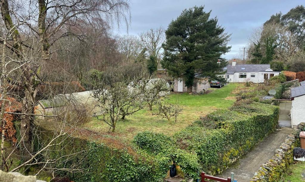 Llanrug, Caernarfon, Gwynedd, LL55 3 bed detached house for sale £325,000