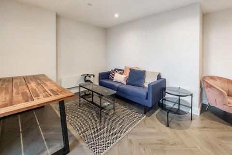 2 bedroom flat for sale - Castle Wharf, 2A Chester Road, Deansgate, Manchester, M15