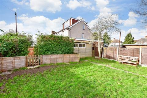 185 Bedonwell Road, Bexleyheath, DA7 5PY