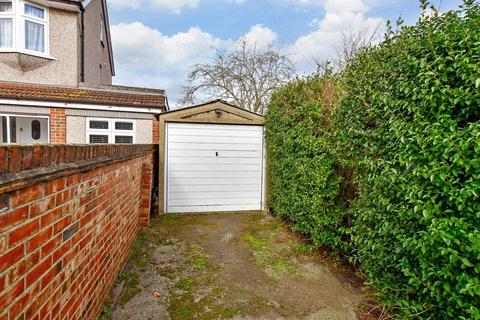 185 Bedonwell Road, Bexleyheath, DA7 5PY