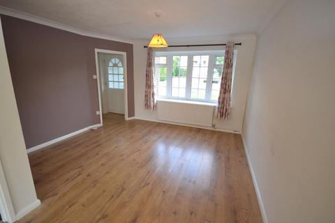 3 bedroom semi-detached house to rent, Buckingham MK18