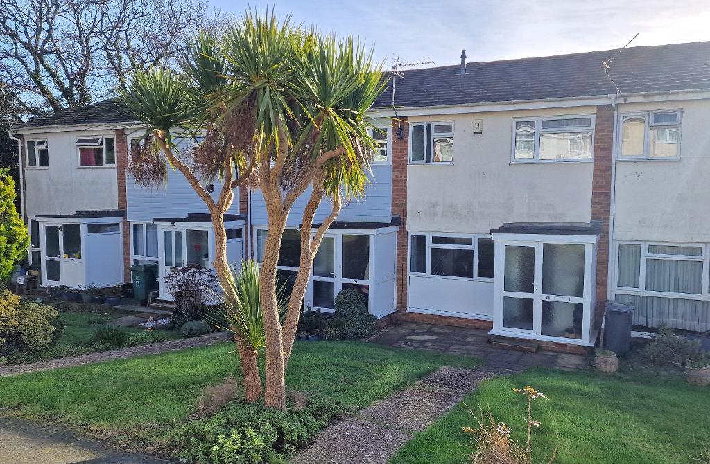 Downs View Road, St Helens, Isle of Wight, PO33 1YD 3 bed terraced