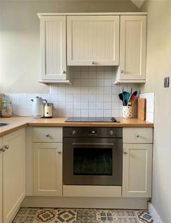 Flat 1, 10 Brambledown Road, South Croydon, CR2 0BL