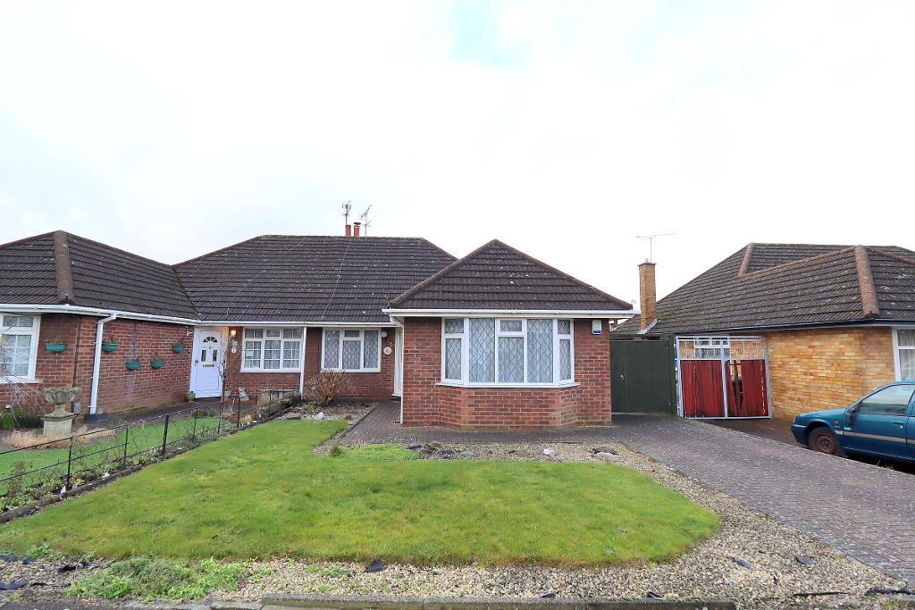 Hadlow Down Close, Leagrave, Luton, Bedfordshire, LU3 2PY 3 bed